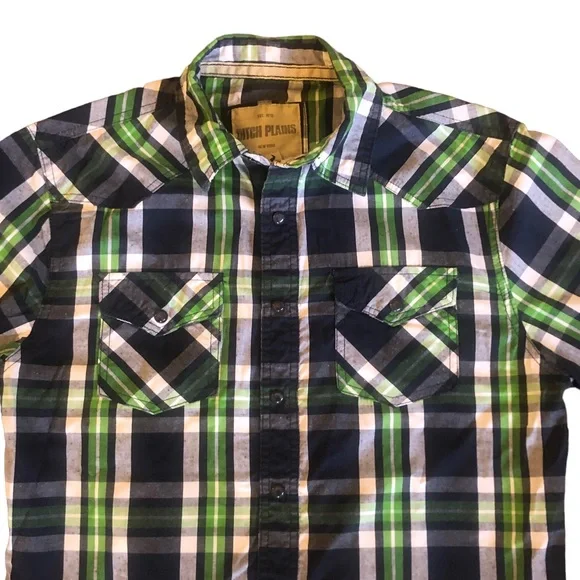 Ditch Plains Green & Blue Plaid Button Down Shirt size Large - Picture 2 of 9